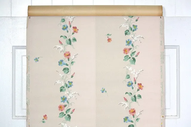 1940s Floral Vintage Wallpaper
