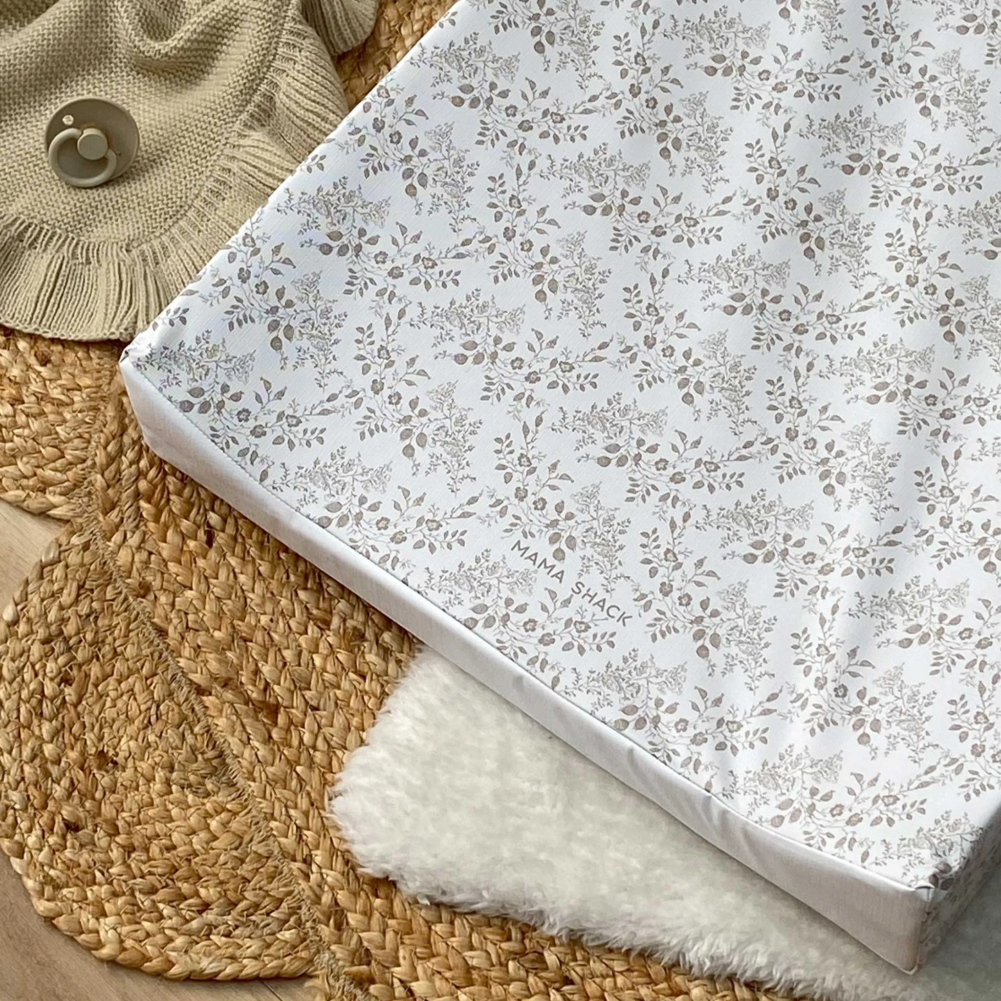 Anti Roll Changing Mat - Vintage Floral