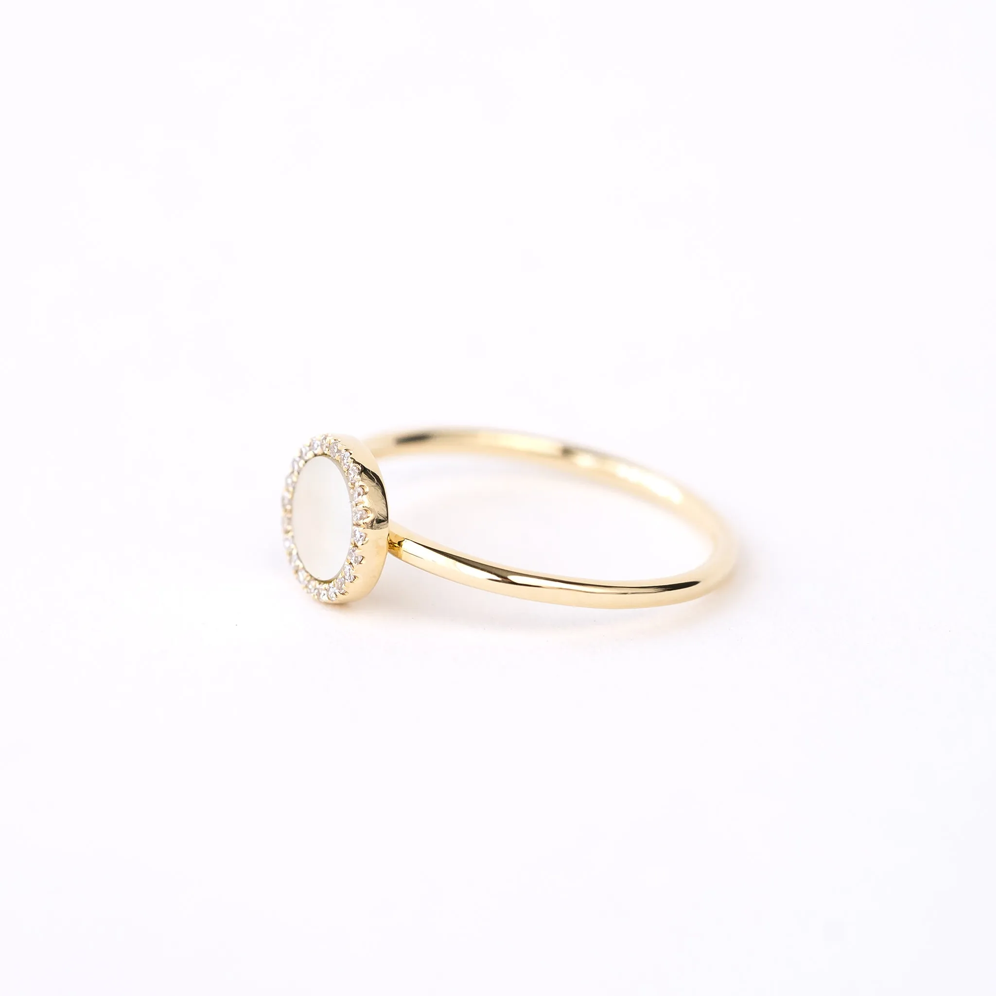Bella Mother of Pearl Ring
