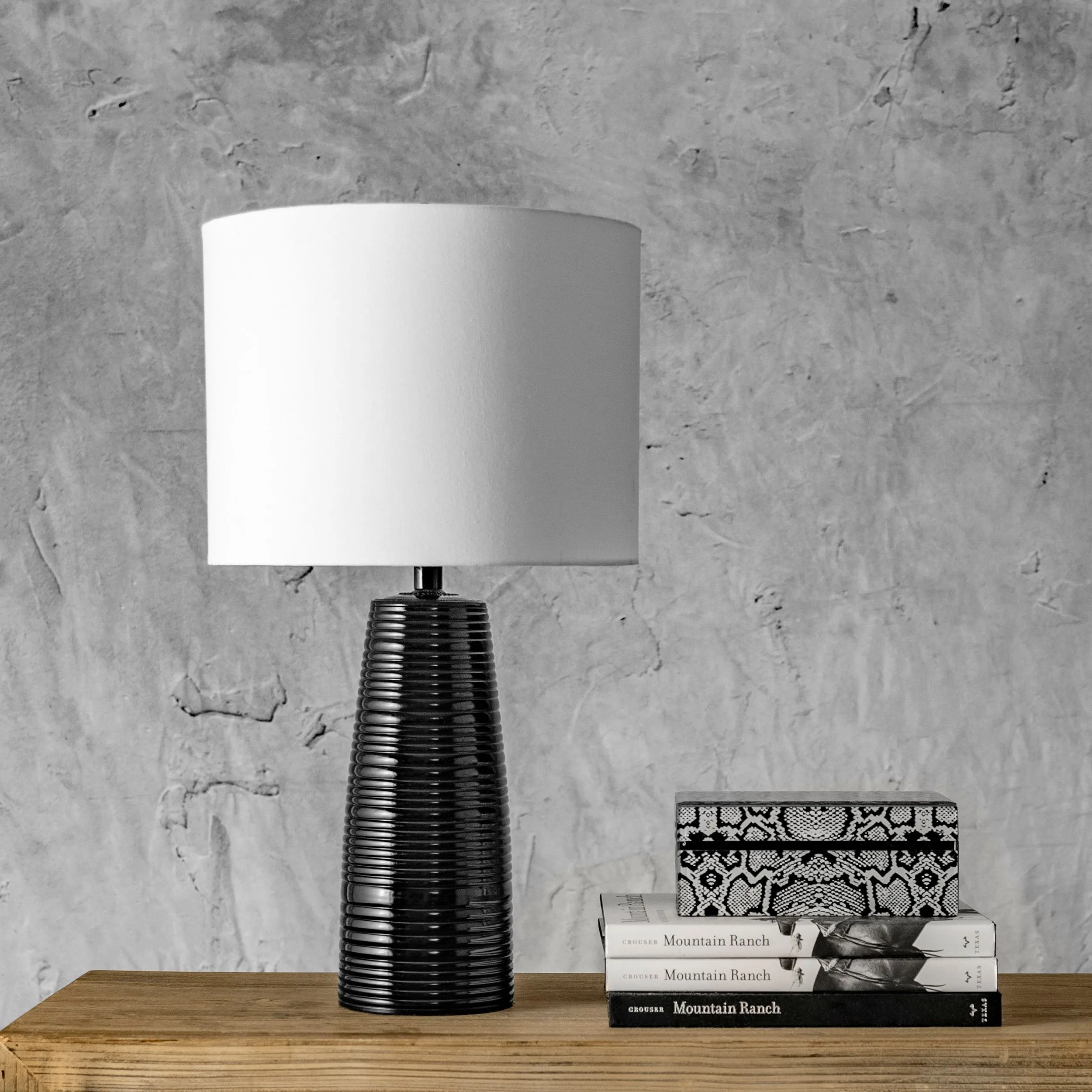 BRUSHED METAL TABLE LAMP - 23