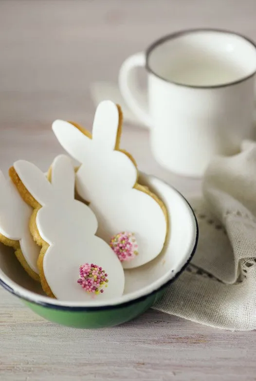 Bunny - Easter Rabbit Cookie Cutter - Pick a size