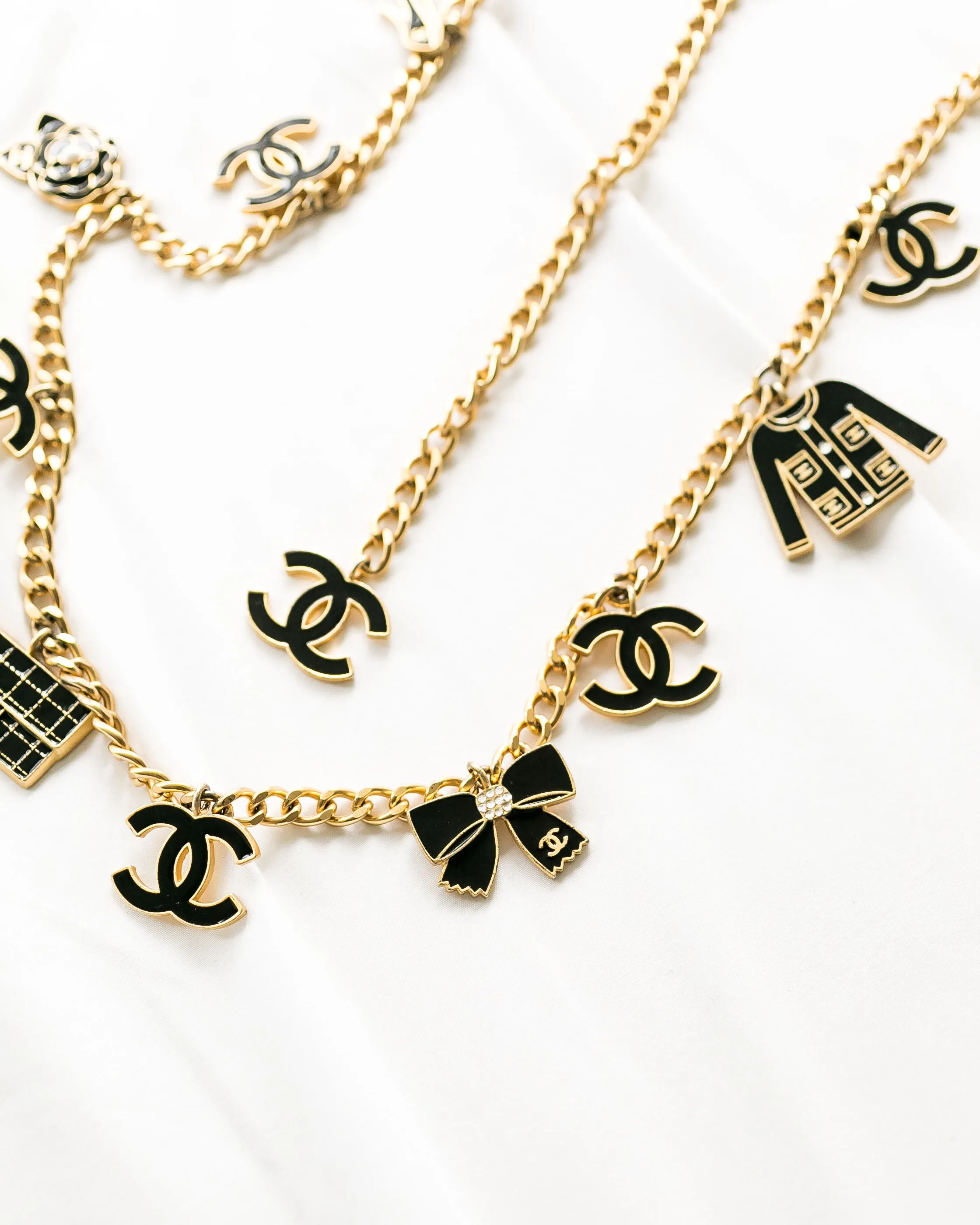 Chanel Vintage Rare Black Enamel Charm Belt