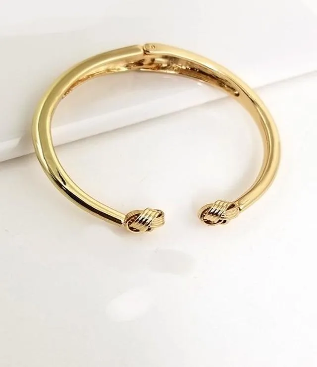 Darling Knot Bracelet