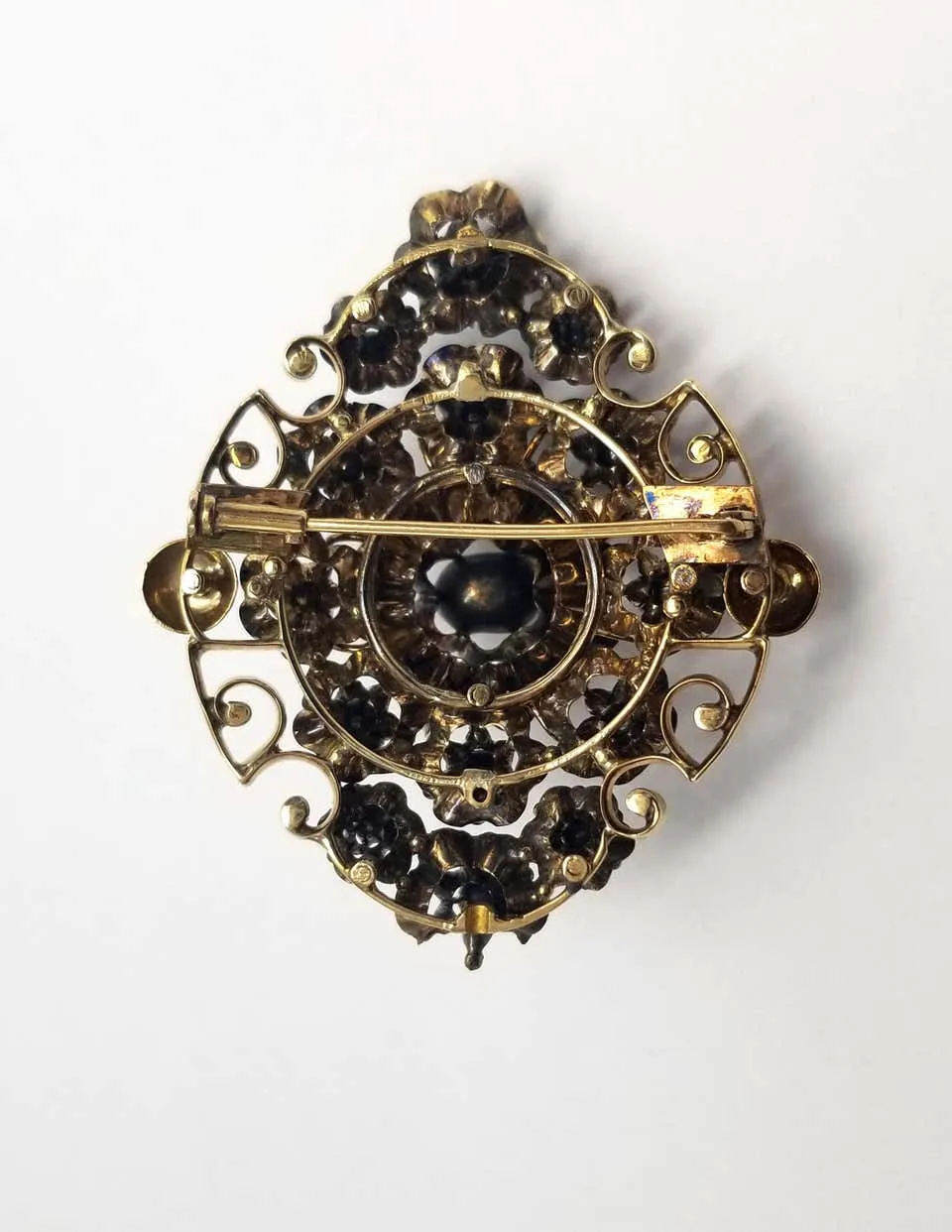 Estate Circa 1600 Victorian Brooch