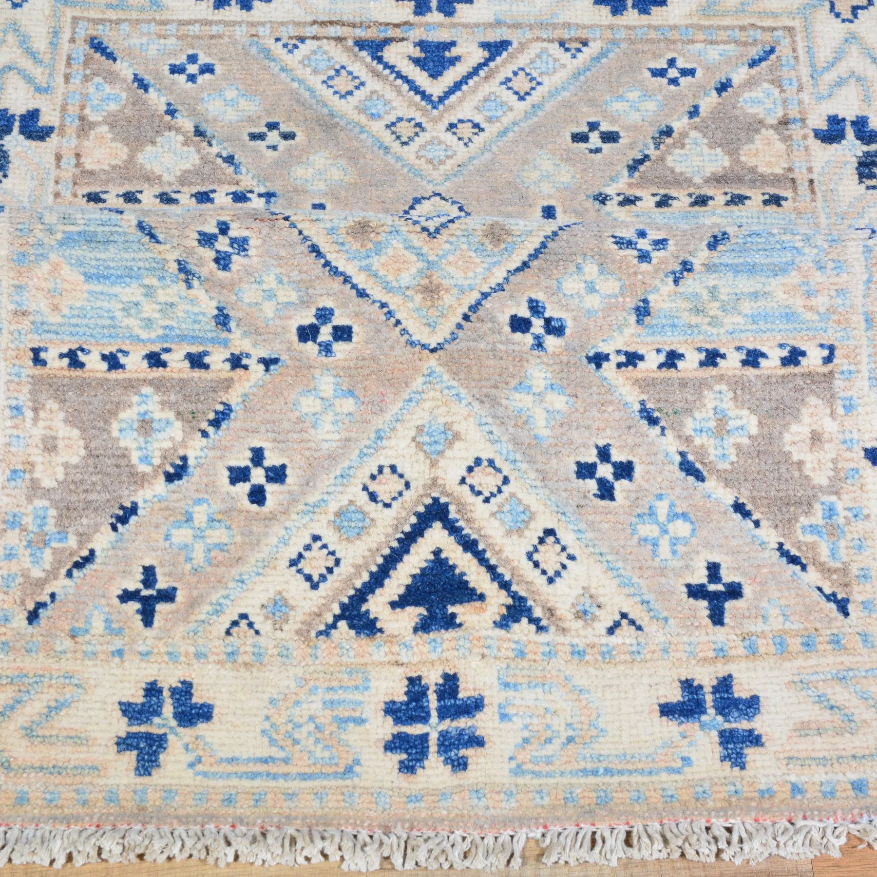 Hand-Knotted Oriental Kazak Tribal Design Handmade Wool Rug (Size 1.10 X 3.0) Cwral-8040