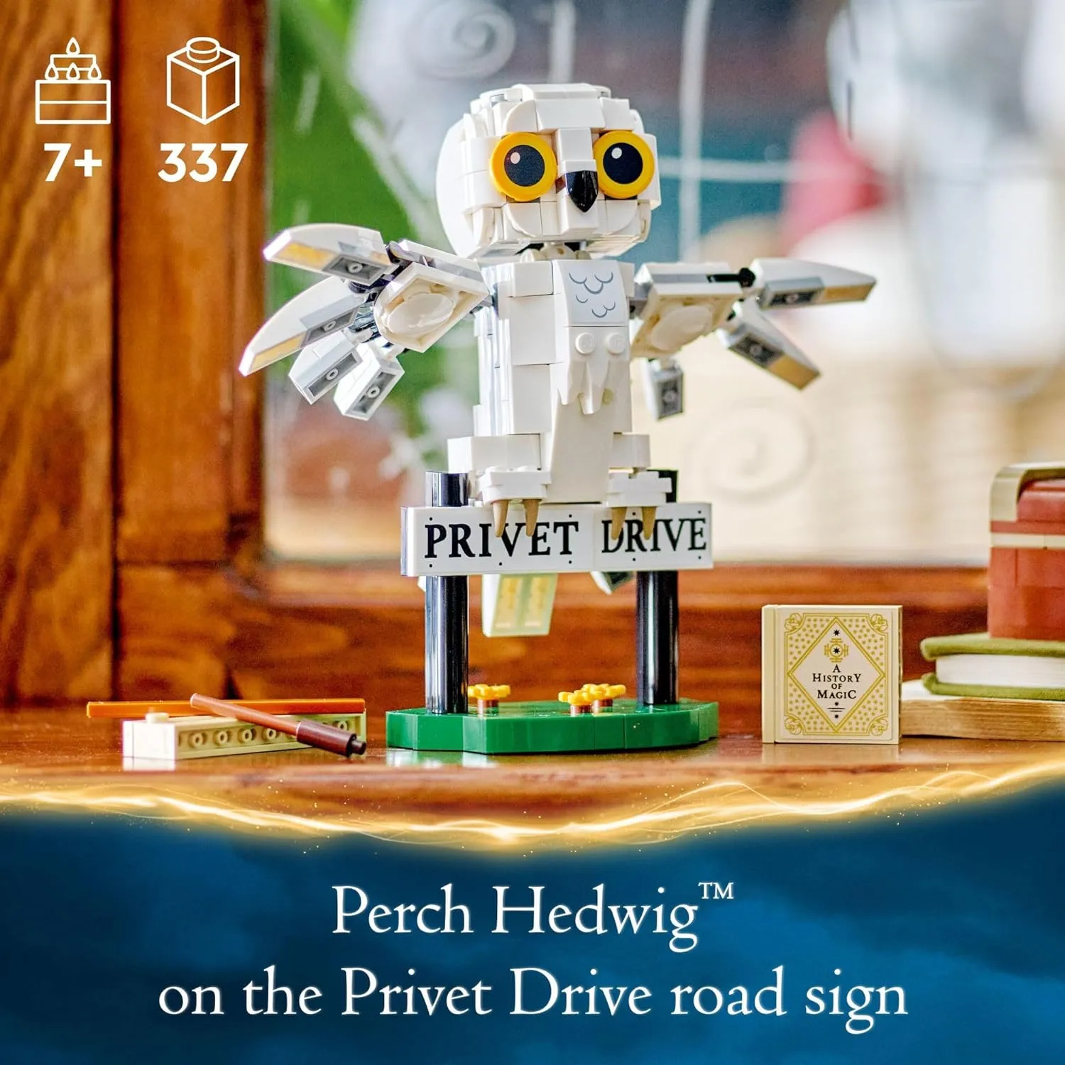 Lego Hedwig™ at 4 Privet Drive (76425)