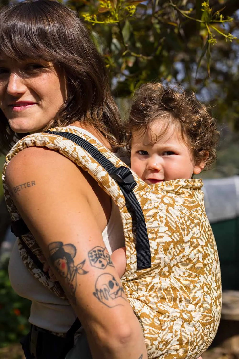 Mariam - Hemp Free-to-Grow Baby Carrier
