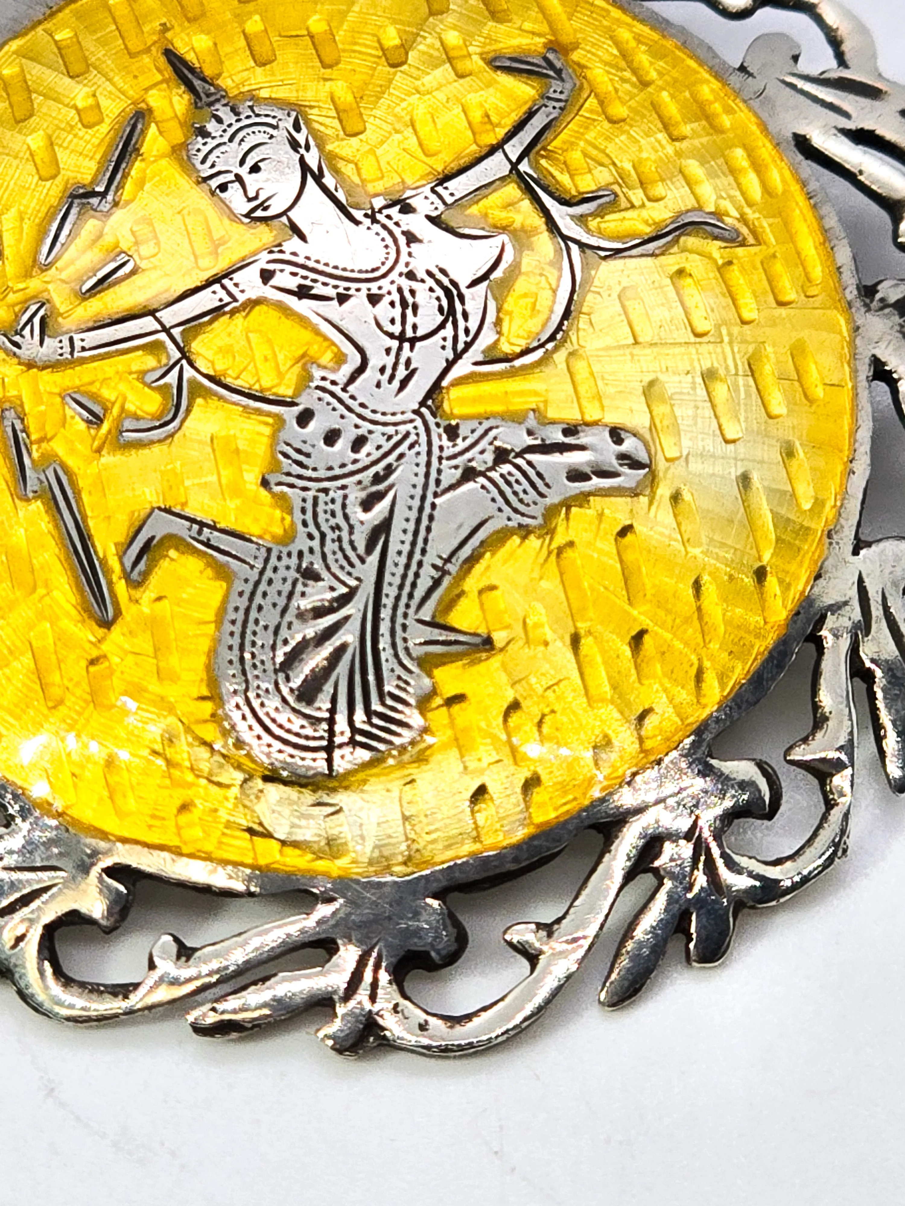 Mekkala goddess of lightening Yellow Nielloware sterling silver vintage pendant necklace