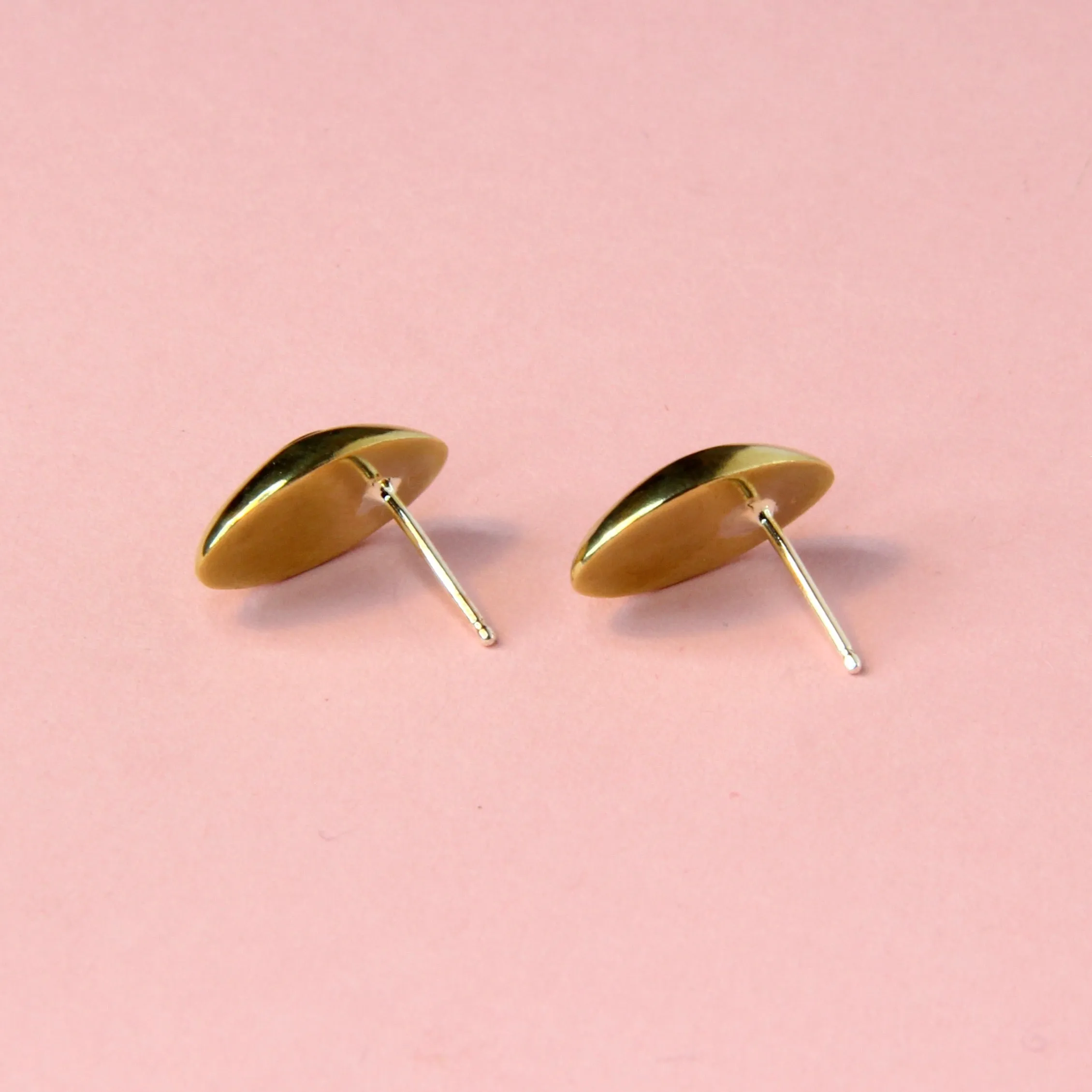 Oval Inlay Posts