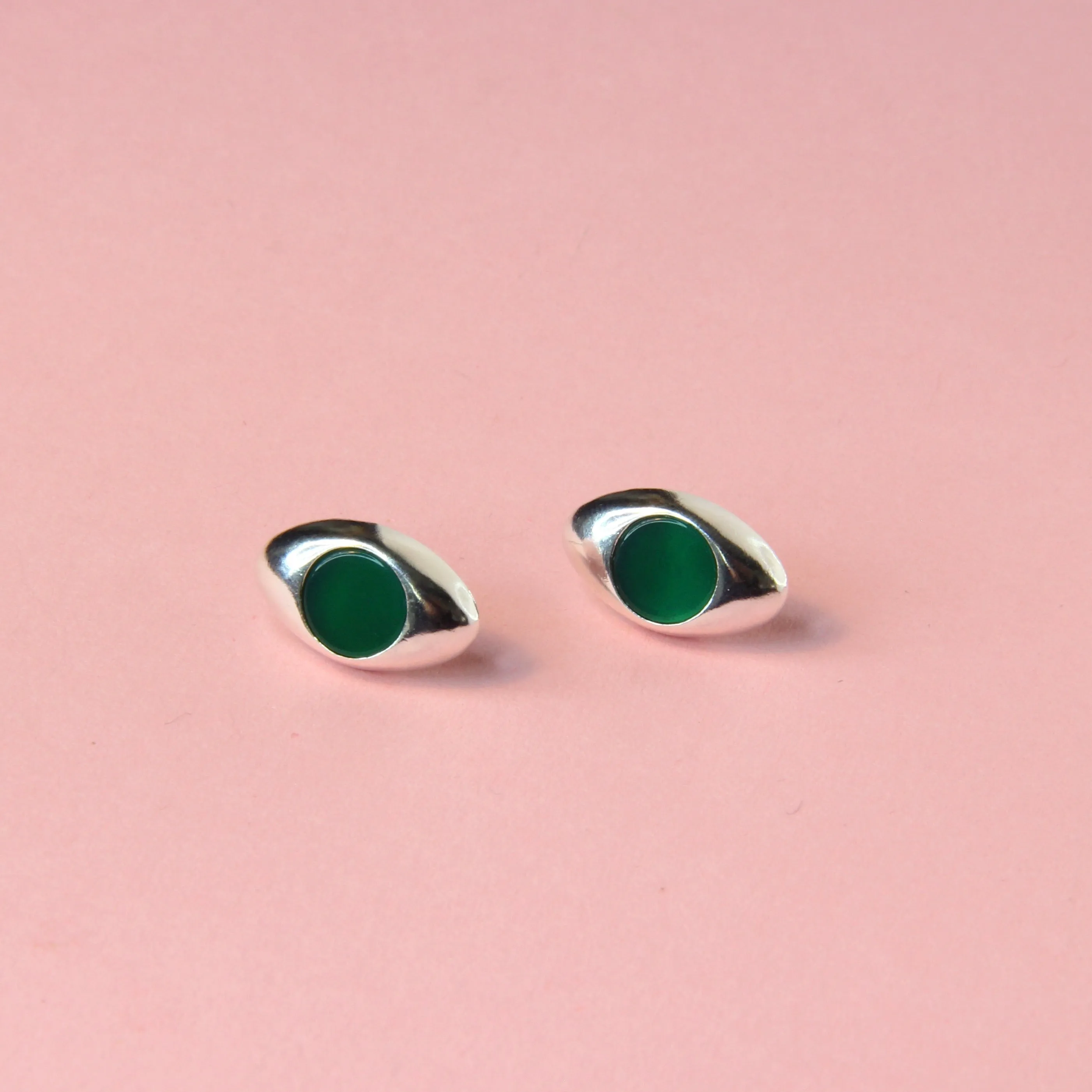 Oval Inlay Posts