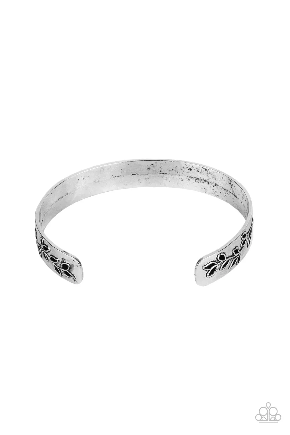 Paparazzi " Frond Fable " High Polished Silver Metal & Embossed Leafy Vines Cuff Bracelet