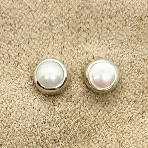 Pearl Post Earrings