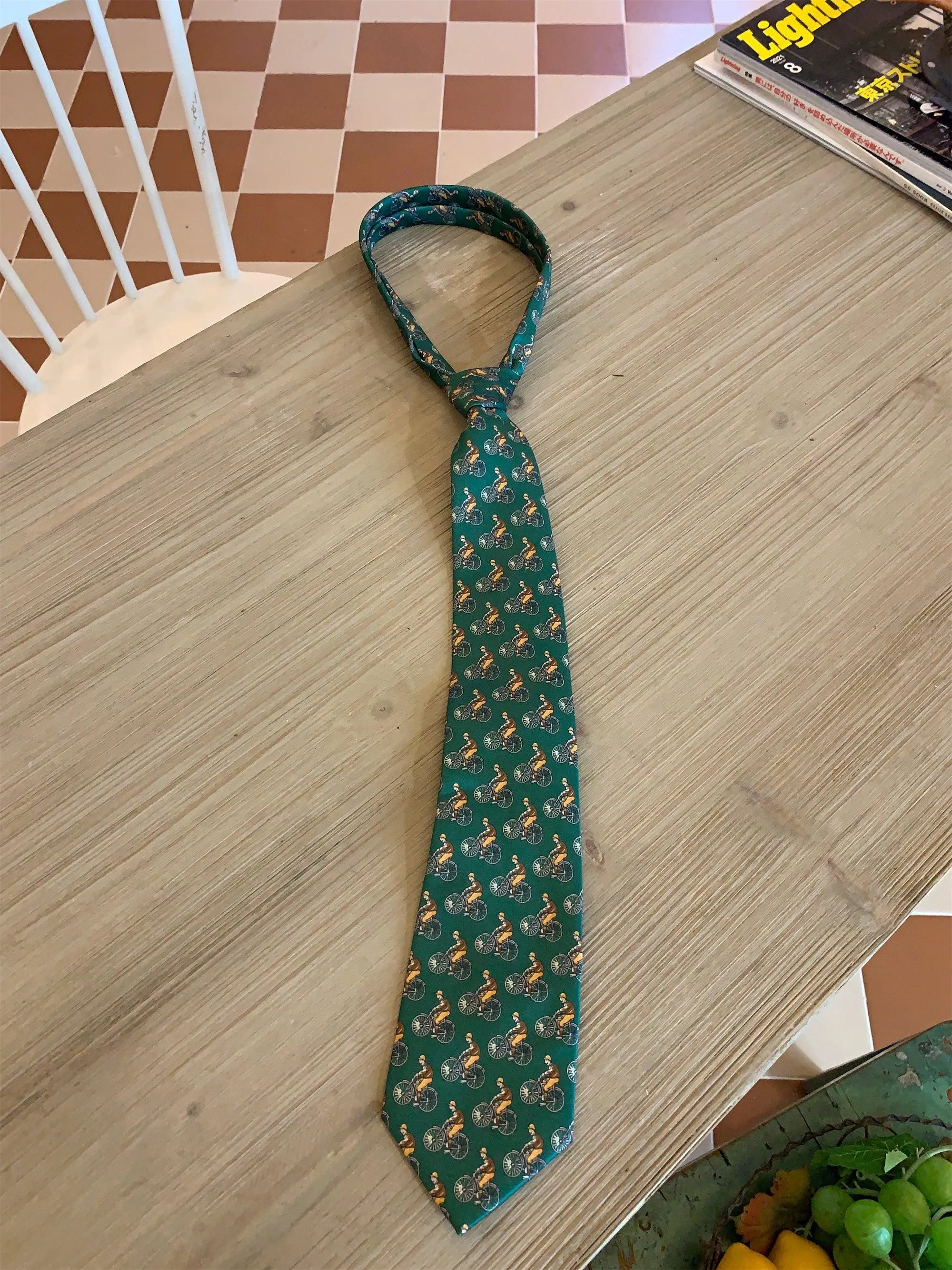 Vintage Floral Tie