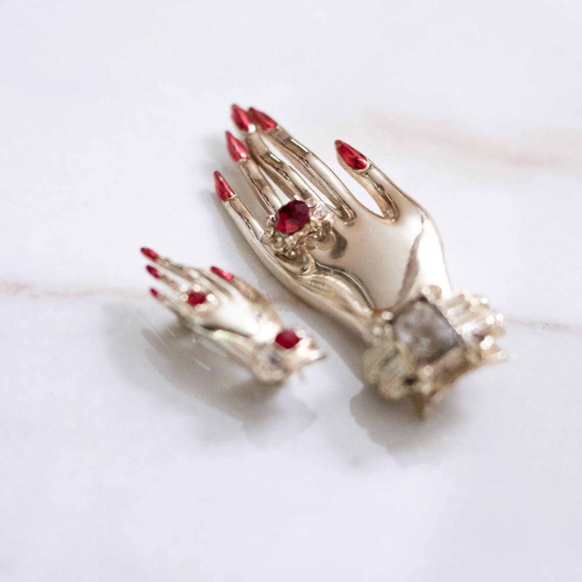 Vintage Hands of Friendship Scatter Pin Brooch Set