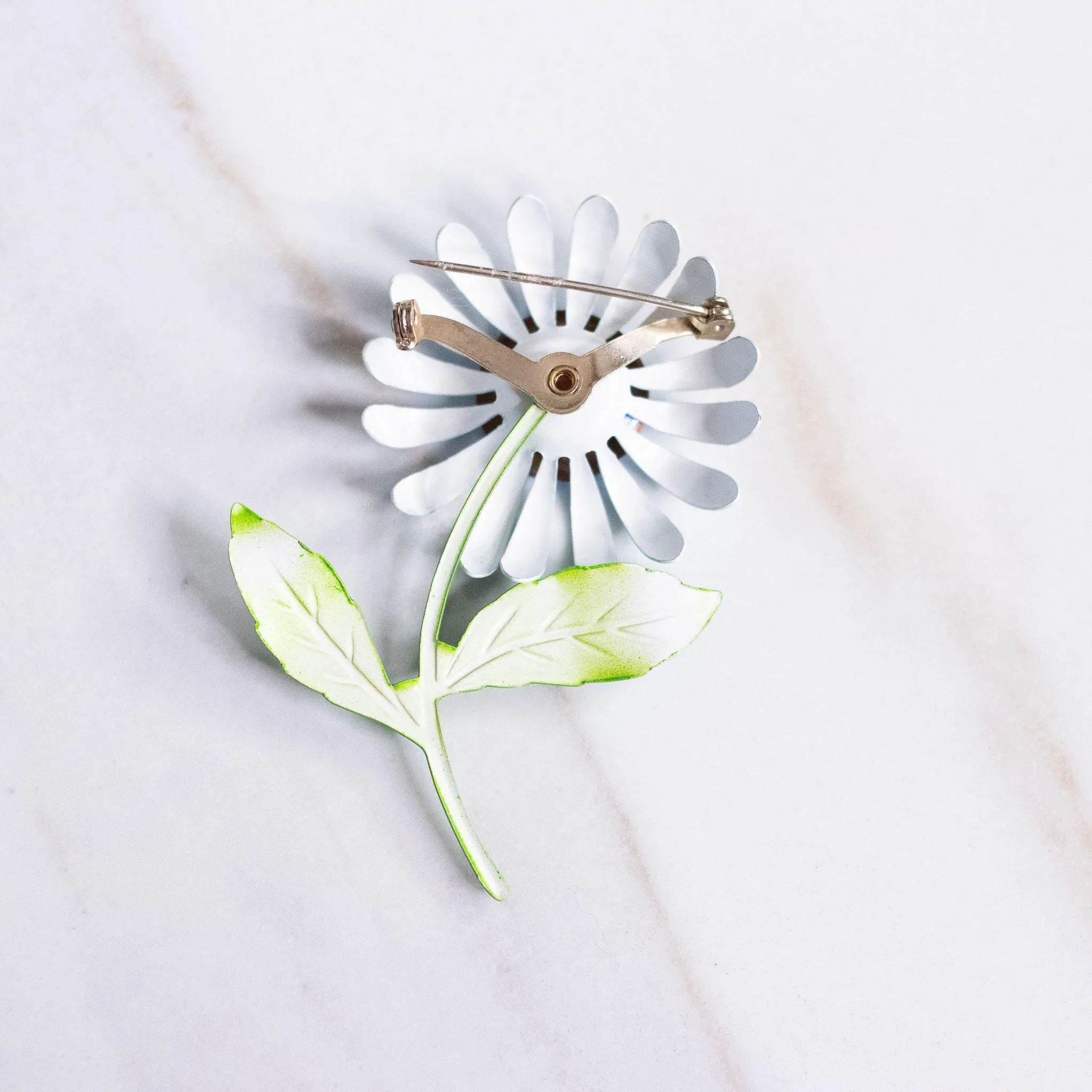 Vintage Retro Blue Painted Enamel Metal Daisy Brooch