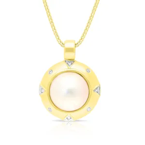 Yellow Gold Moby Pearl Pendant